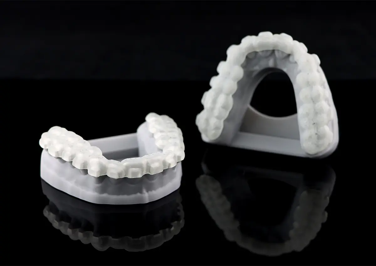 Orthodontic Bracket Bonding Guide Plate