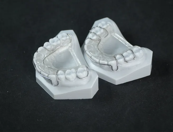 Color: Transparent</br></br>Sample Display