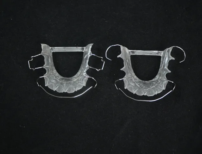 Color: Transparent</br></br>Sample Display