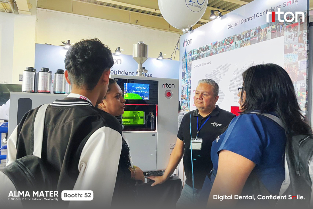 Riton’s Staff Are Engaging in Talks with Customers at the Booth Riton’s Staff Are Engaging in Talks with Customers at the Booth