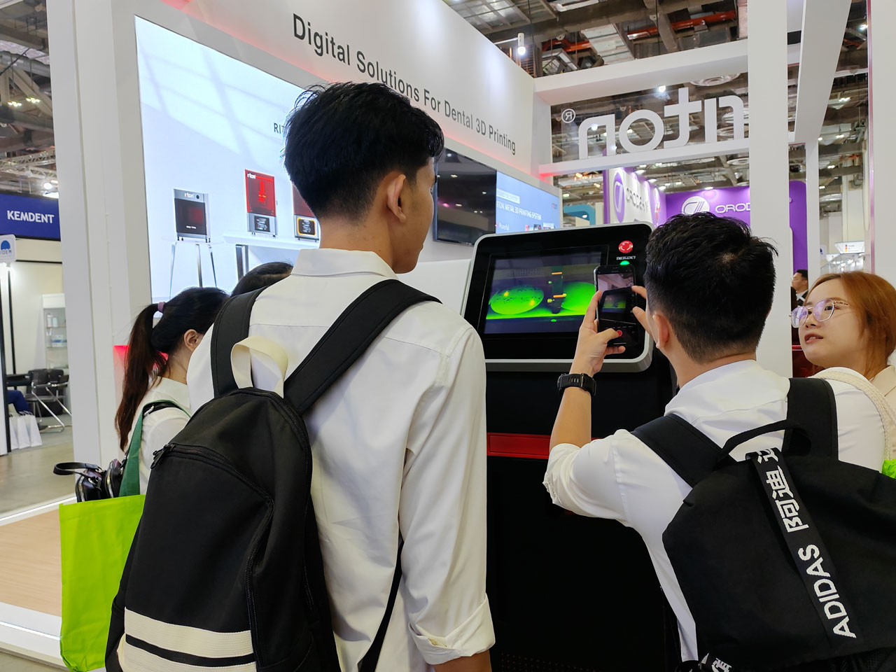 IDEM2024_Came_to_an_Perfect_End_Riton_Dental_Metal_3D_Printing_Devices_Shined_at_the_Worldwide_Stage_6.jpg